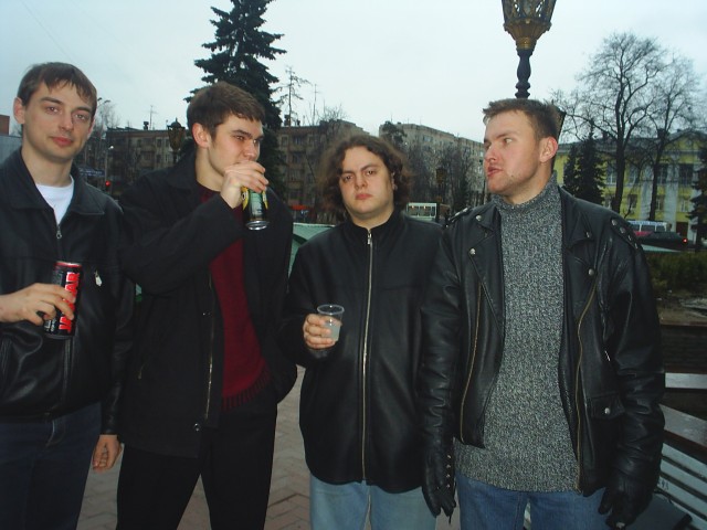   )))